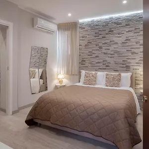 Taozen Apartment